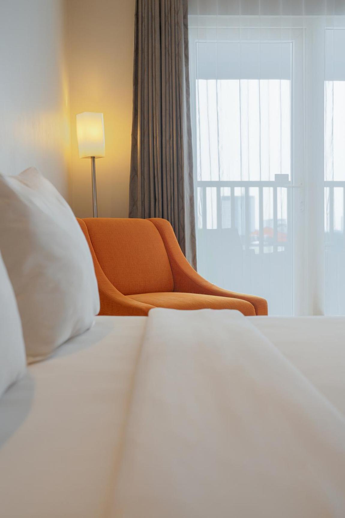 The Capital Hotel Surabaja Zewnętrze zdjęcie