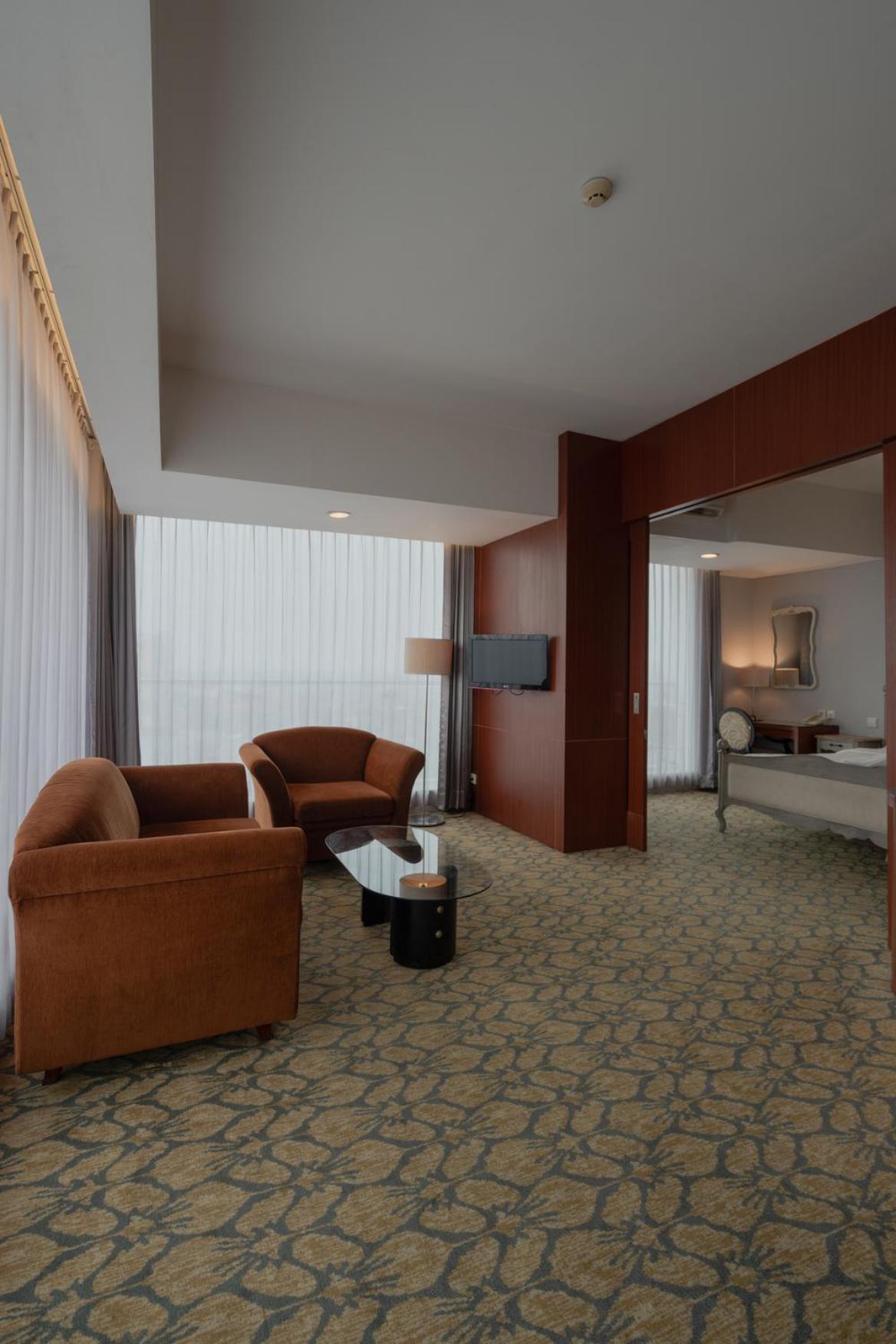 The Capital Hotel Surabaja Zewnętrze zdjęcie