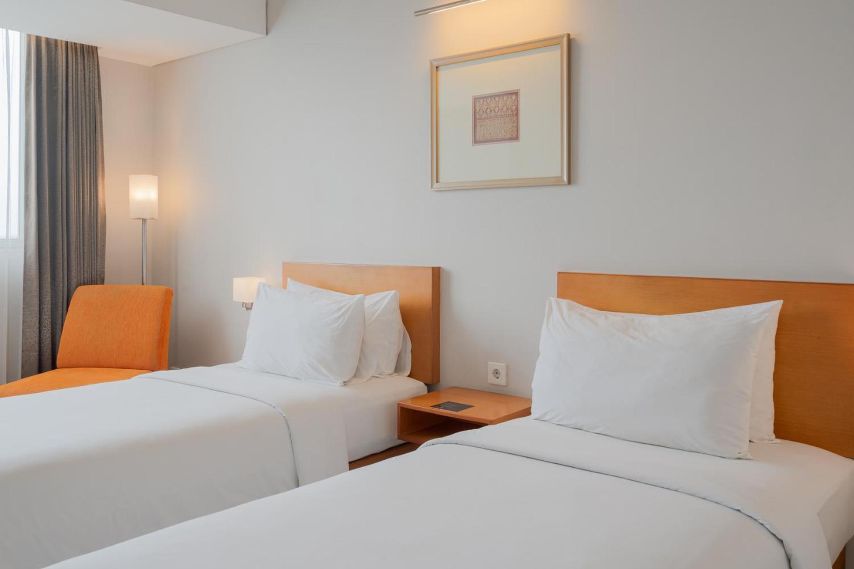 The Capital Hotel Surabaja Zewnętrze zdjęcie