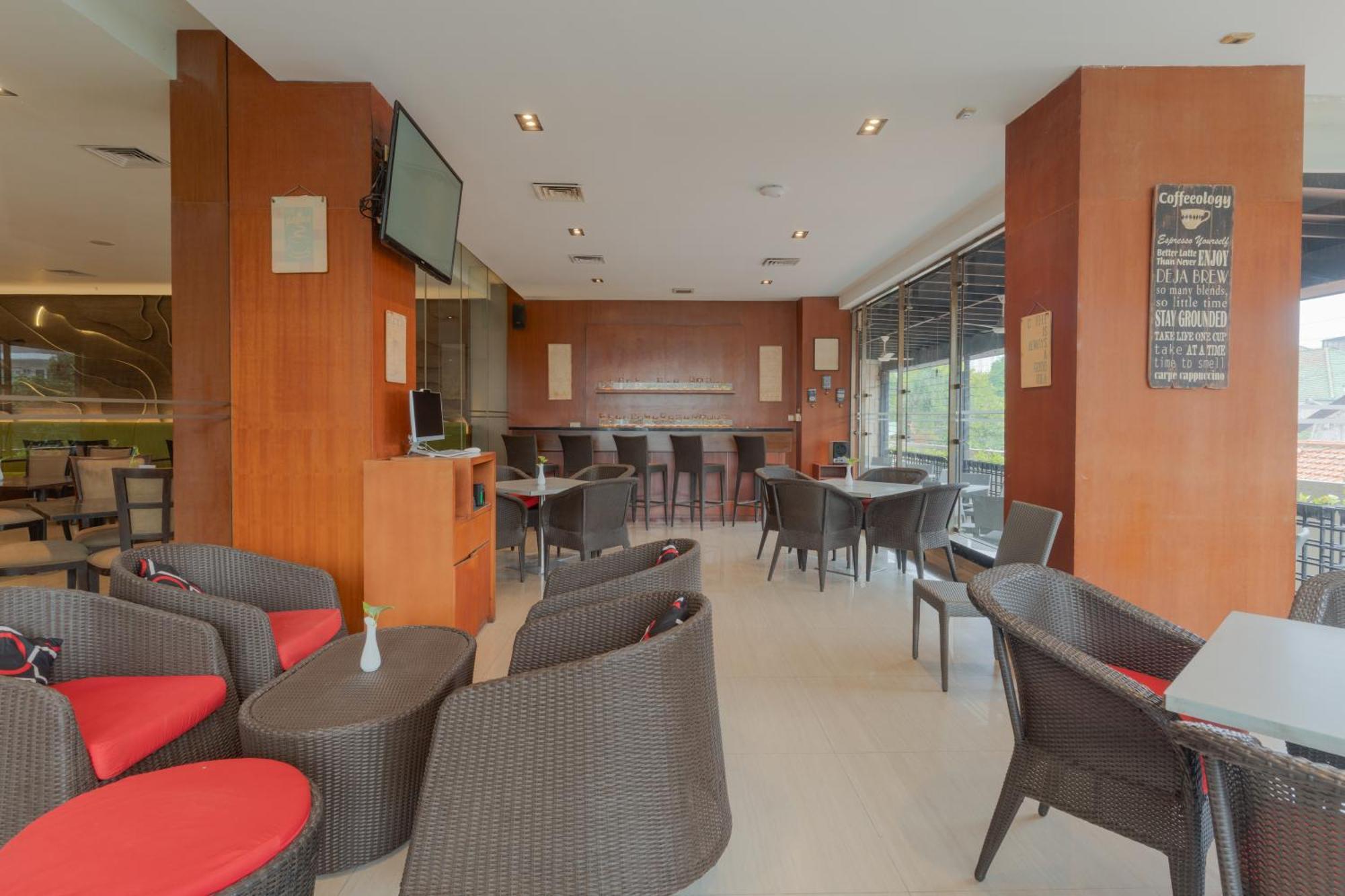 The Capital Hotel Surabaja Zewnętrze zdjęcie